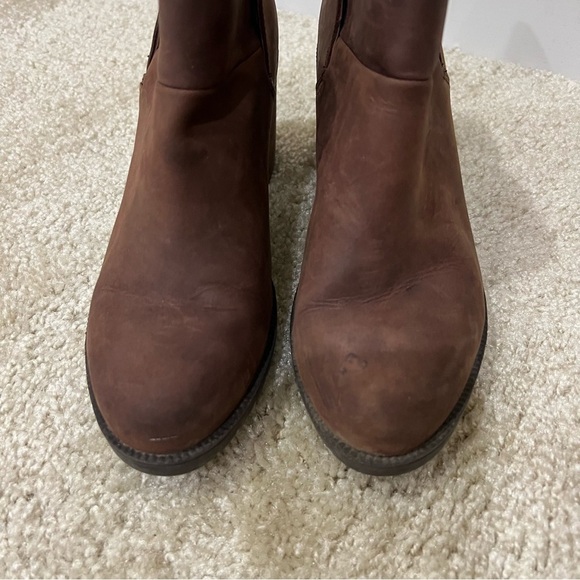 Clarks Malvet Helen 3” Heeled Leather Pull On Booties Boots Sz 8 Brown 60731120, - Picture 7 of 16